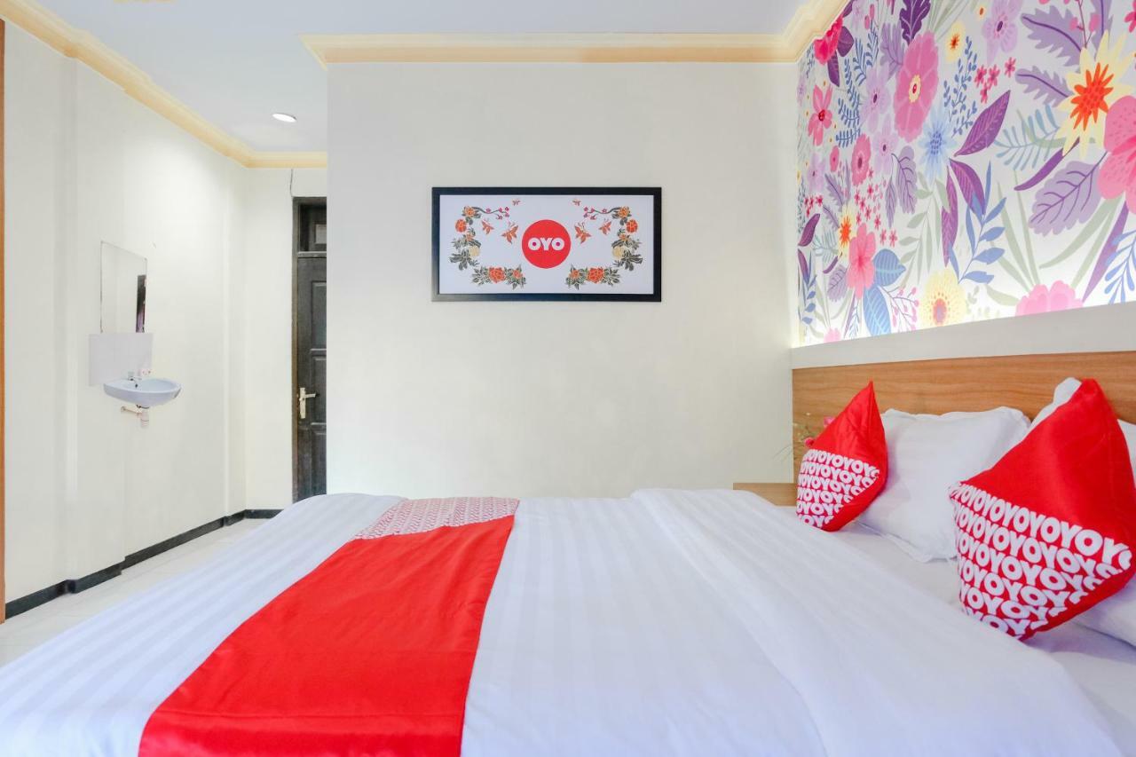 Hôtel Oyo 940 Telaga Mas International à Sarangan Extérieur photo