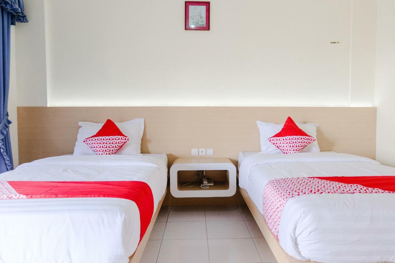 Hôtel Oyo 940 Telaga Mas International à Sarangan Extérieur photo
