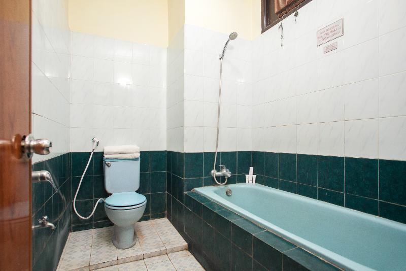 Hôtel Oyo 940 Telaga Mas International à Sarangan Extérieur photo