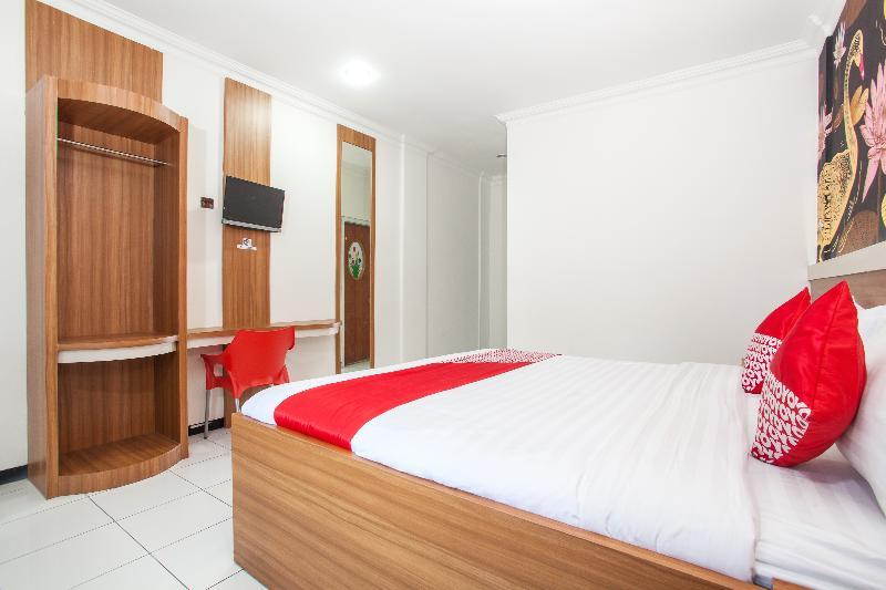 Hôtel Oyo 940 Telaga Mas International à Sarangan Extérieur photo
