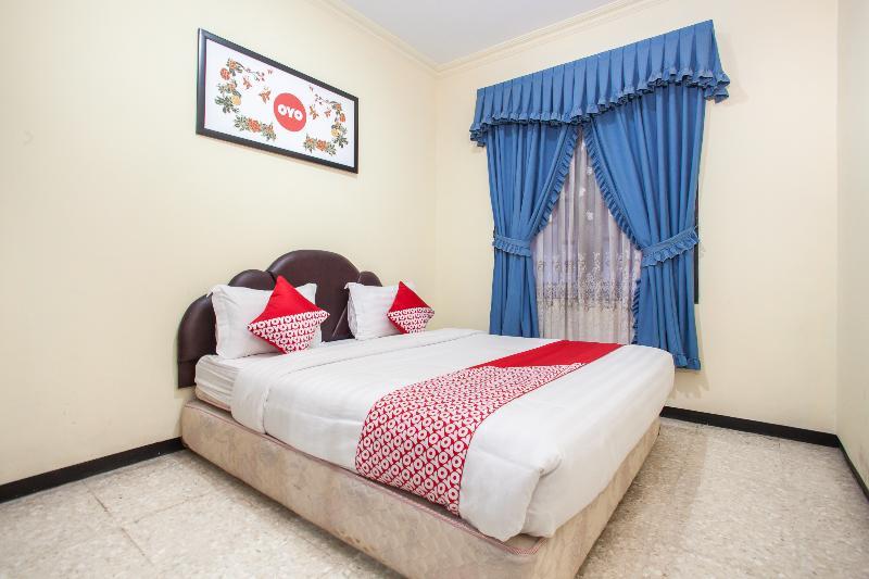 Hôtel Oyo 940 Telaga Mas International à Sarangan Extérieur photo
